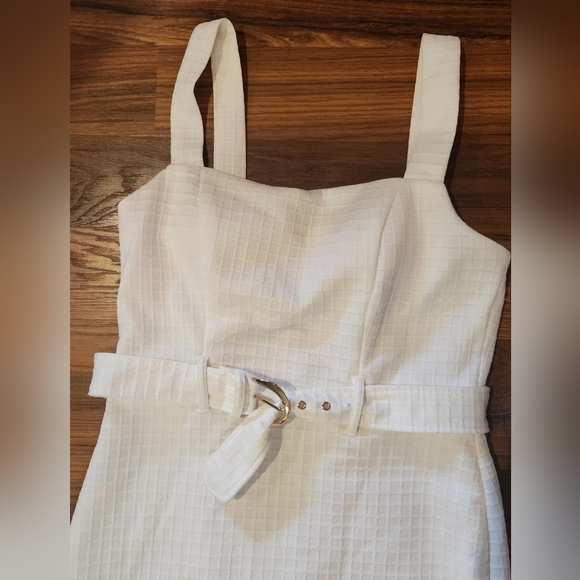 Premier Amour white cocktail dress. - Picture 2 of 5